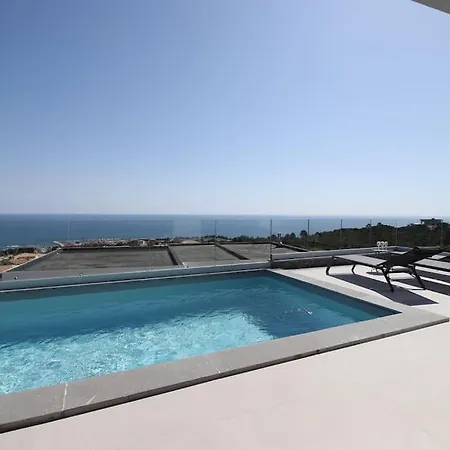 Vue Mer Panoramique Avec Piscine Chauffee וילה