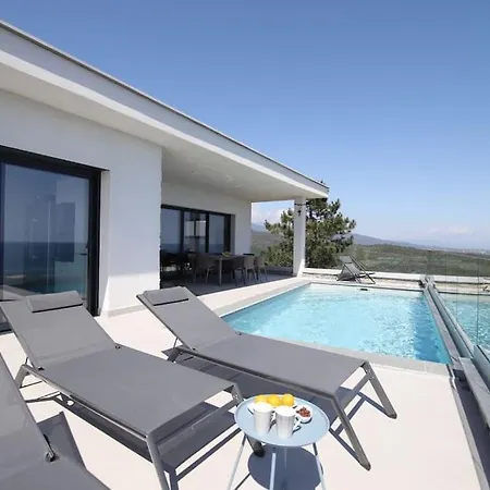 Βίλα Vue Mer Panoramique Avec Piscine Chauffee Sari-Solenzara